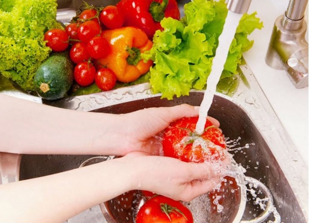Cómo lavar las frutas y verduras