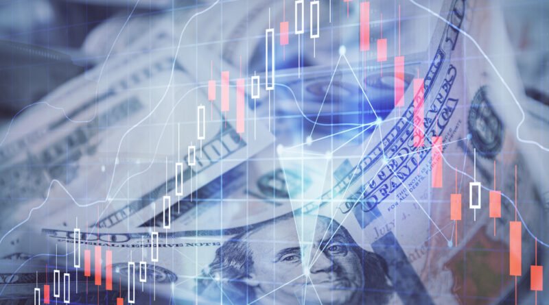 Dólar récord: billetes de dólar con un gráfico de cotizaciones superpuesto
