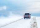 Pickup en la nieve que ilustra la nueva Amarok