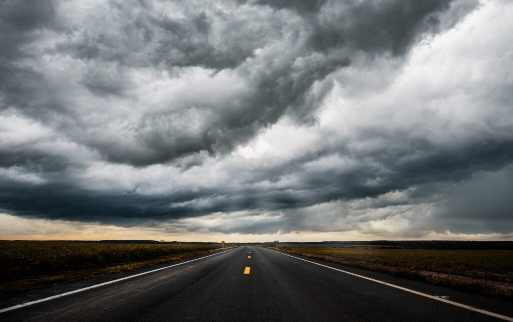 alerta por tormentas con cielo cargado