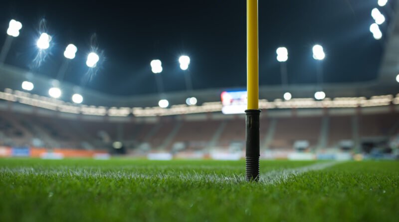 Boca y Newell's: banderín de córner en el campo de juego de un estadio