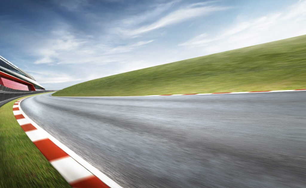 Colapinto en Monza: circuito de automovilismo con curvas