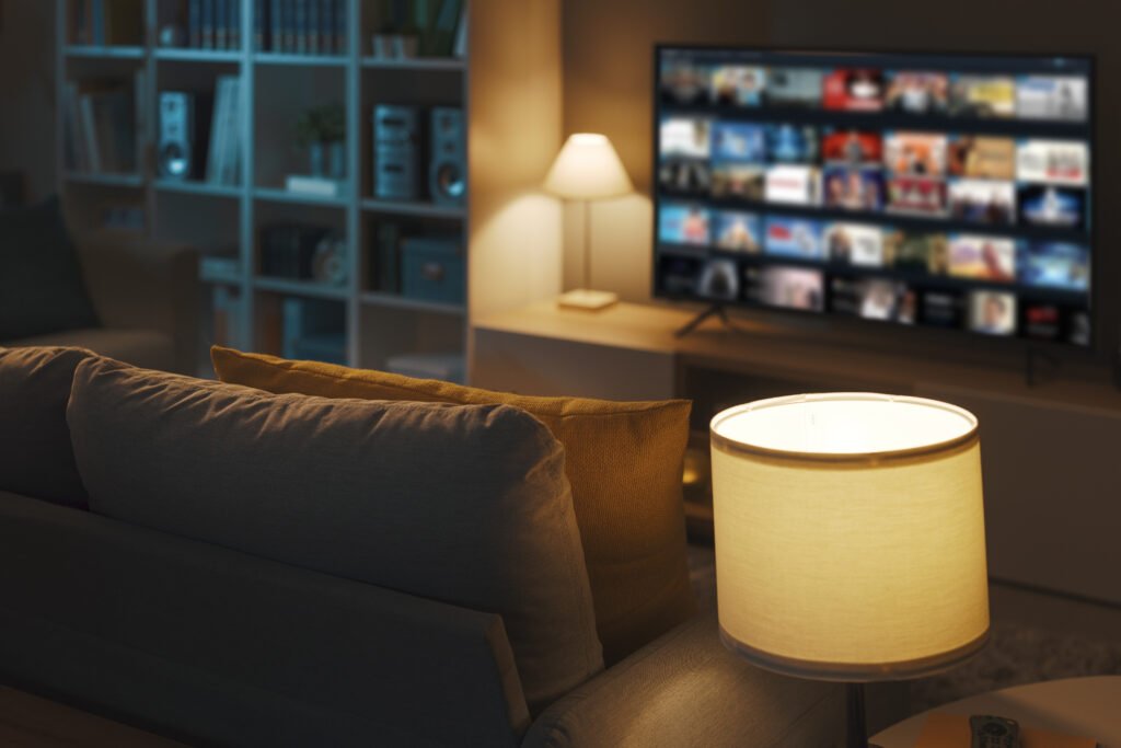 estrenos argentinos: servicio de streaming en un smart TV en el living