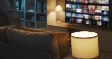 estrenos de Netflix: pantalla de servicio de streaming en un smart TV