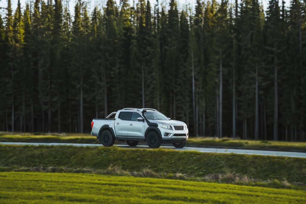 Foton Tunland V7: pickup en un camino de montaña