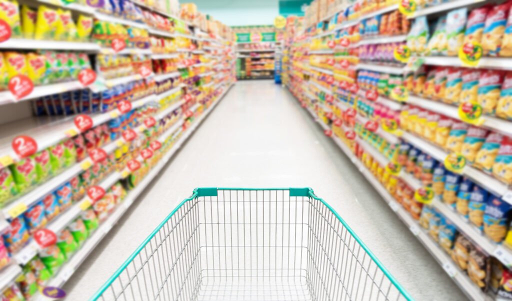Inflación de julio: góndolas de un supermercado