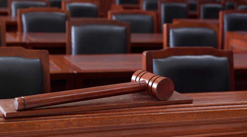juicio a Pity Álvarez: interior de una sala de tribunales vacía