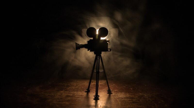 Luis Machín: set de cine con cámara e iluminación de rodaje