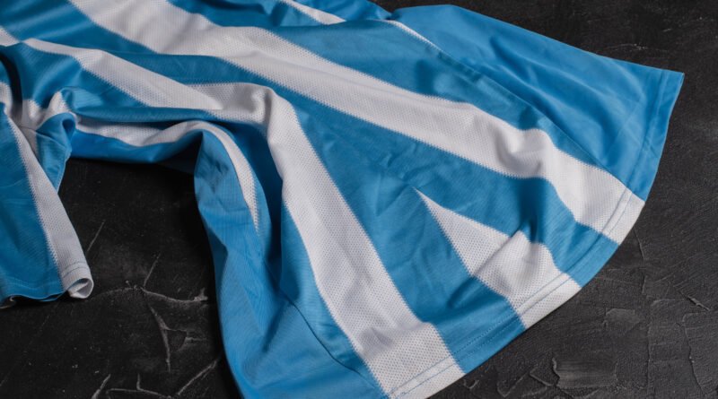 Malvinas en la camiseta: remera con los colores de la Selección argentina