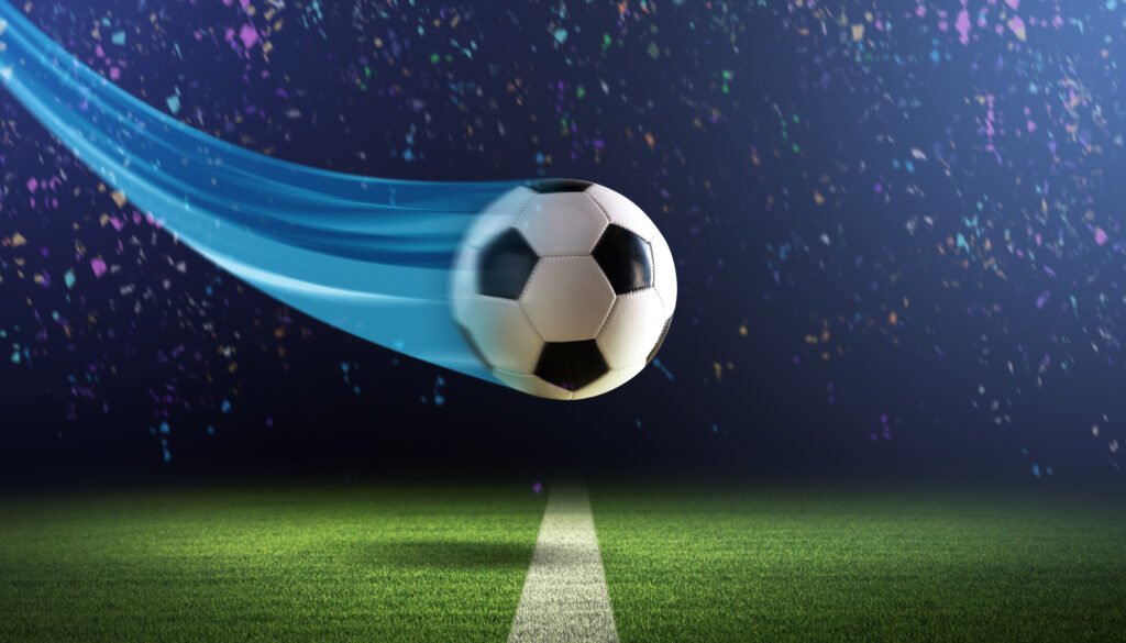 Messi en Inter Miami: pelota de fútbol volando en un estadio
