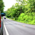 Riddara RD6: pick-up moderna estacionada en una ruta