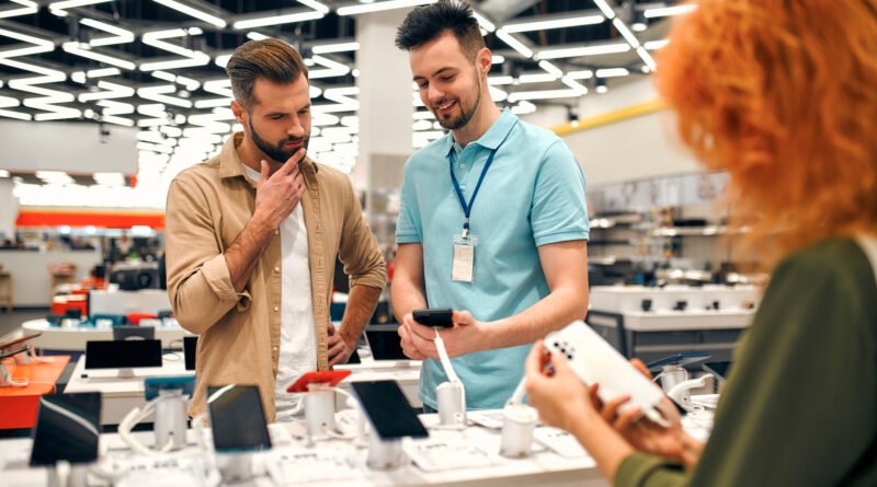 ropa y electrónicos: local de electrodomésticos y tecnología
