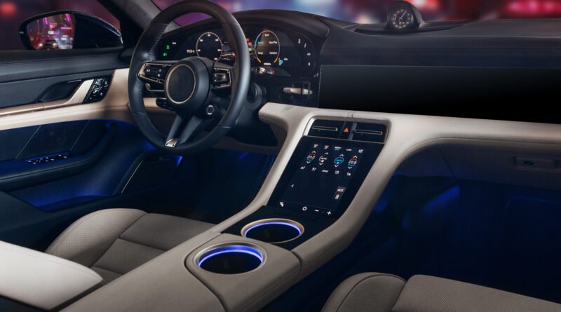 Volkswagen Polo Robust: interior moderno de un auto con tablero y pantalla táctil