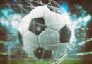 gol de Soulé: pelota entrando a la red del arco