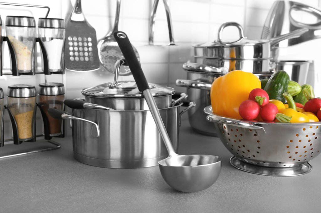 MasterChef Celebrity: utensilios y vegetales en una cocina