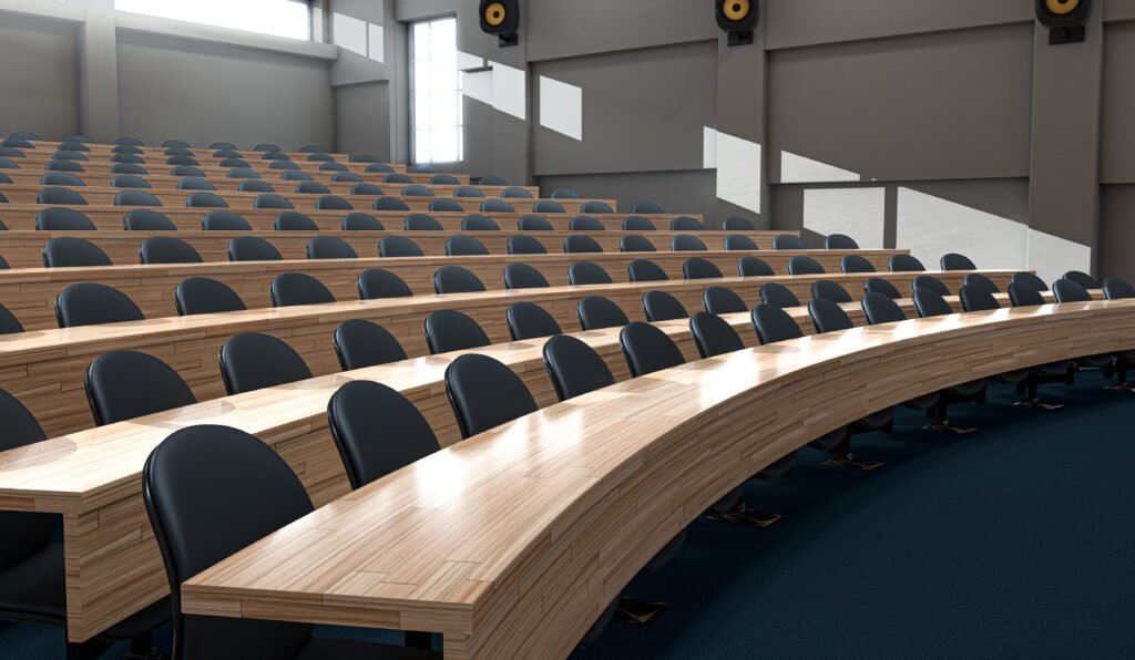 paro universitario: aula magna universitaria vacía