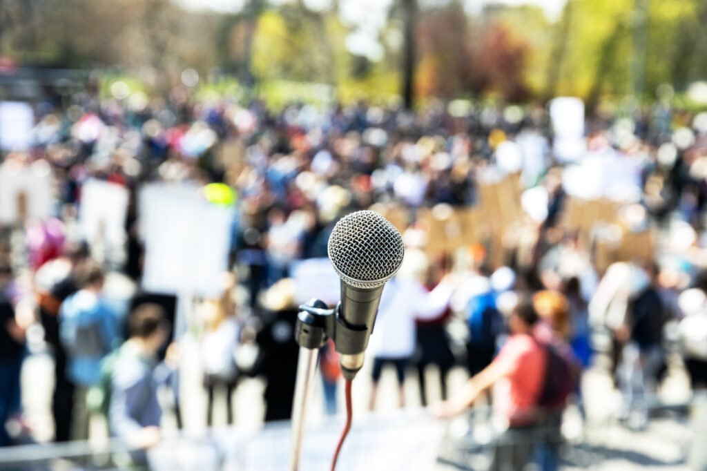 Paro universitario: manifestación gremial con reclamo salarial