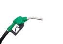 precio de la nafta: pico de surtidor cargando combustible