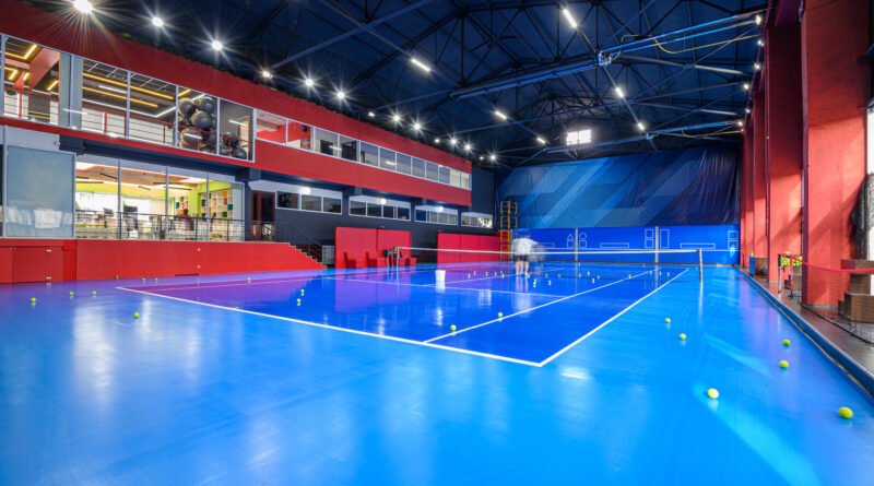Thiago Tirante: cancha de tenis rápida cubierta