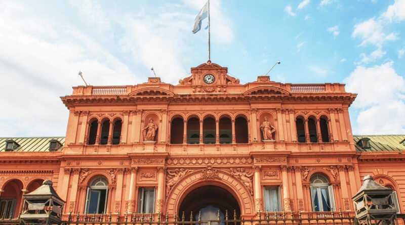 Casa Rosada en Plaza de Mayo, acuerdo con gobernadores