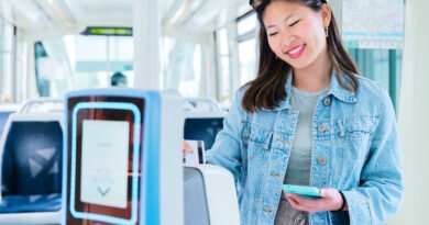 aumentos de noviembre: validación de tarjeta en el transporte público