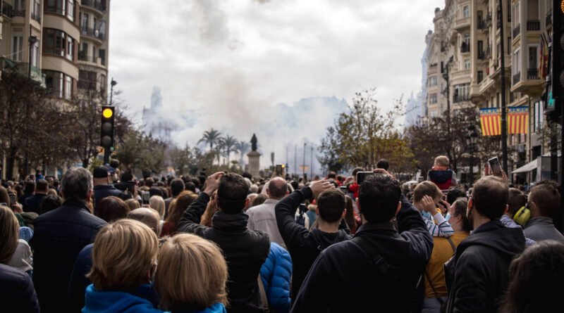 Día de la Lealtad: multitud en un acto popular en la plaza