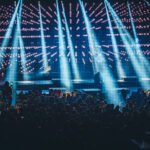 Lali y Miranda: luces de escenario de un show de pop