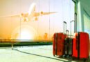 Lourdes Sánchez: valijas de viaje en una terminal de aeropuerto