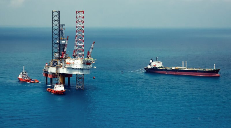 Plataforma petrolera en el mar, petróleo en Malvinas