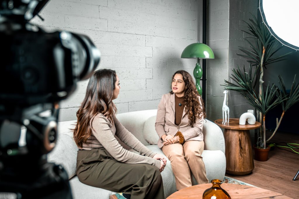 Santiago Maratea: entrevista en un estudio de televisión