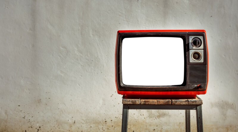 televisor antiguo en homenaje a Zulema Galperín